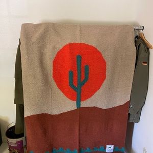 Trek Light Gear Handwoven Arizona Blanket